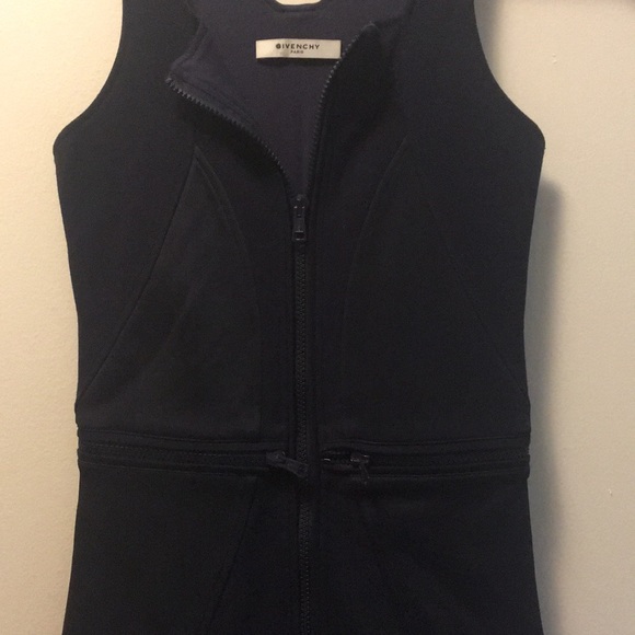 Givenchy body con dress - Picture 3 of 3